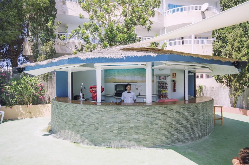 Azuline Hoteles Mar Amantis & II Sant Antoni de Portmany Dış mekan fotoğraf