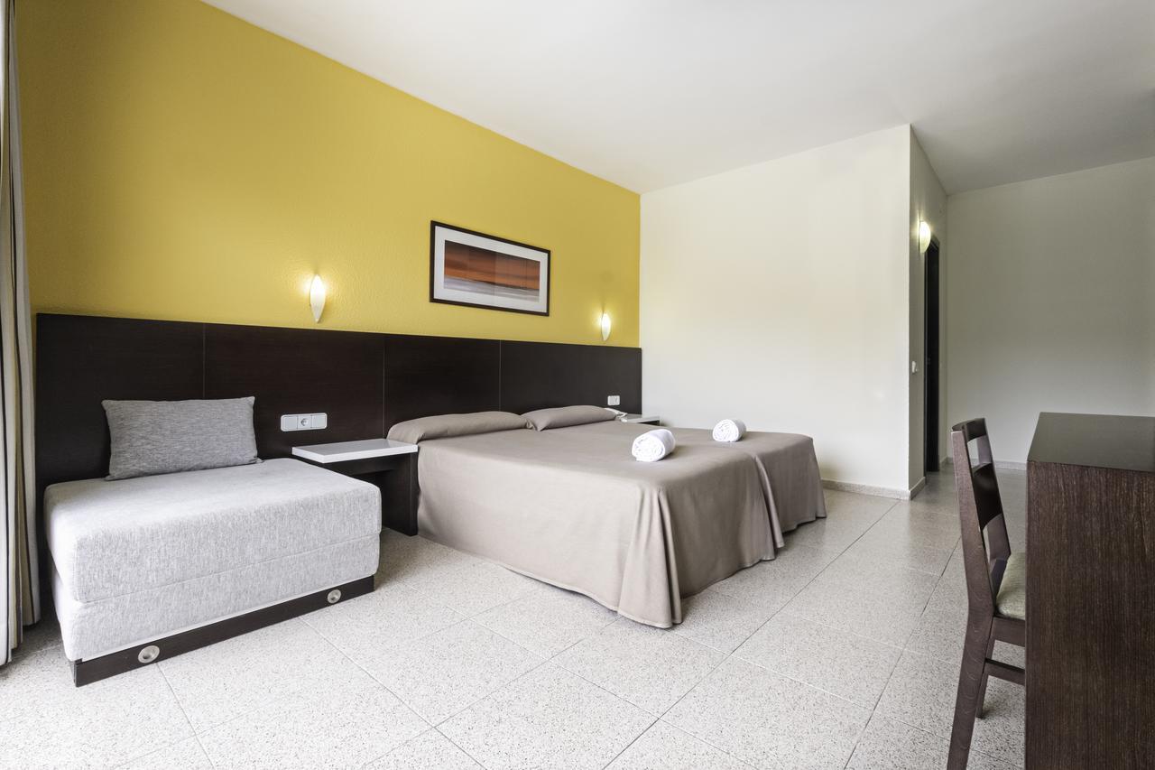 Azuline Hoteles Mar Amantis & II Sant Antoni de Portmany Dış mekan fotoğraf