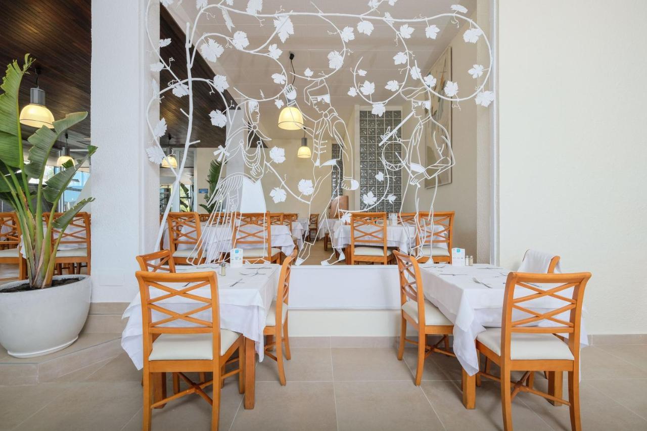 Azuline Hoteles Mar Amantis & II Sant Antoni de Portmany Dış mekan fotoğraf